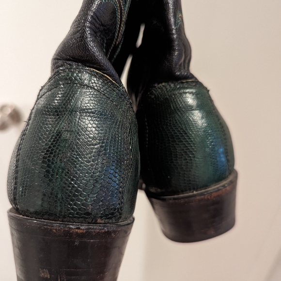 Size 9 Dan Post Green and Black Cowboy Lizard skin Boots - Picture 9 of 10